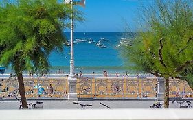 Belle Epoque On The Seafront